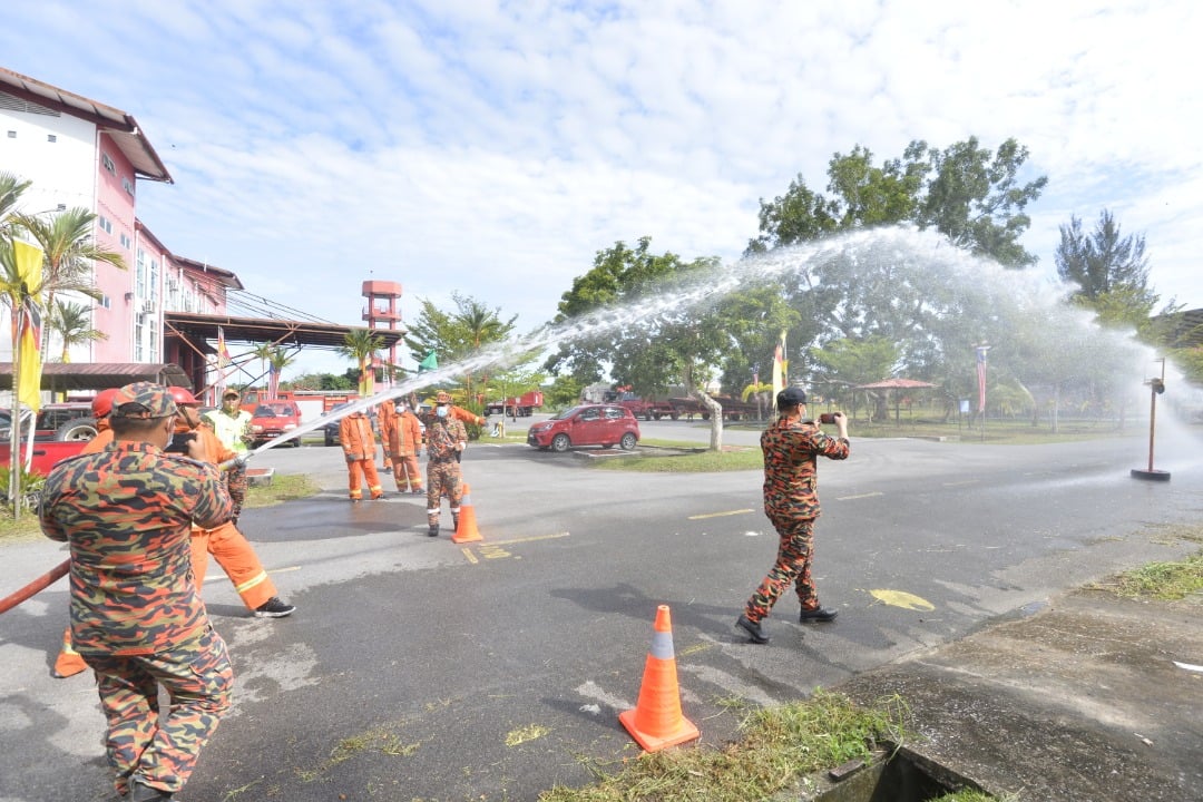 ‘Race on Fire’ Competition a First in Sarawak